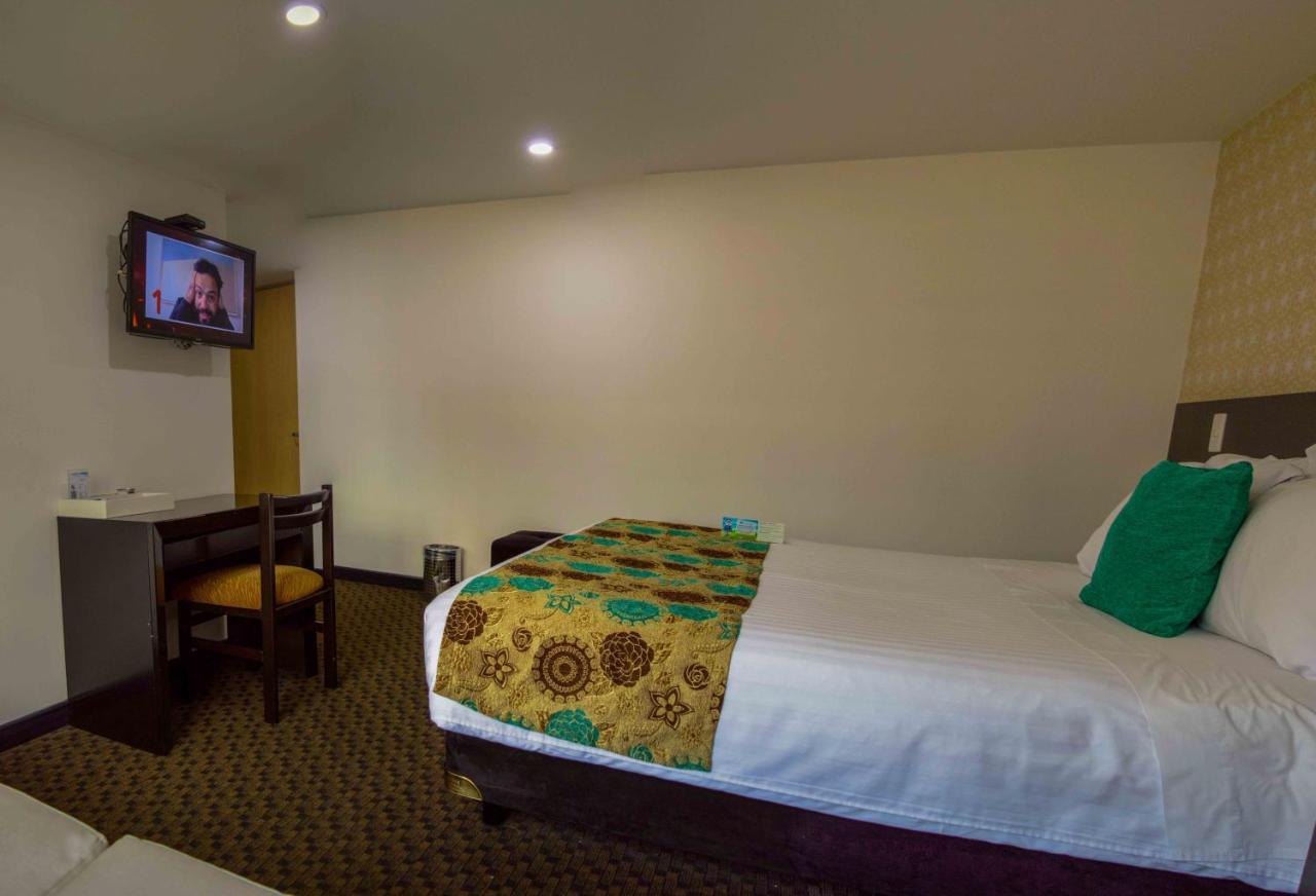 Hotel Castellana 95 โบโกตา ภายนอก รูปภาพ