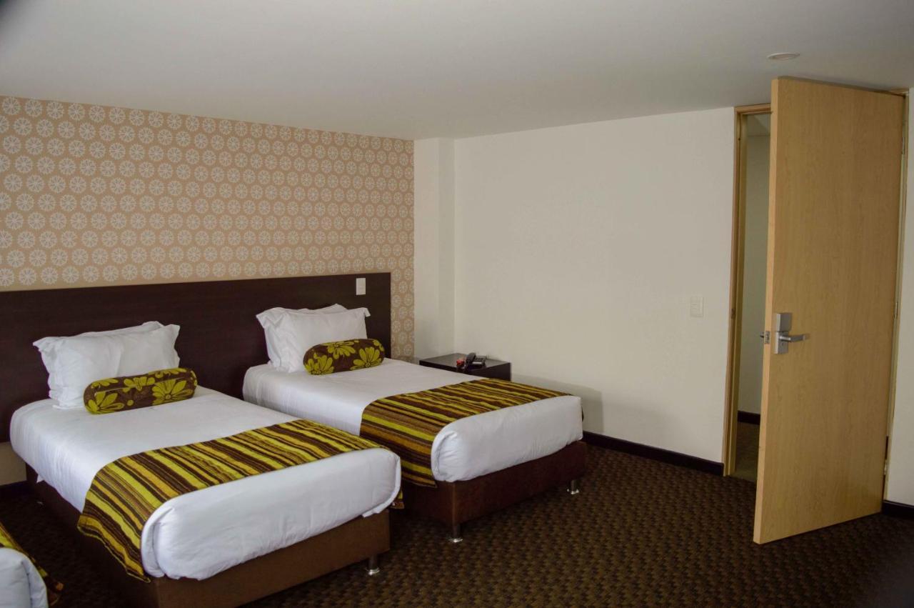 Hotel Castellana 95 โบโกตา ภายนอก รูปภาพ