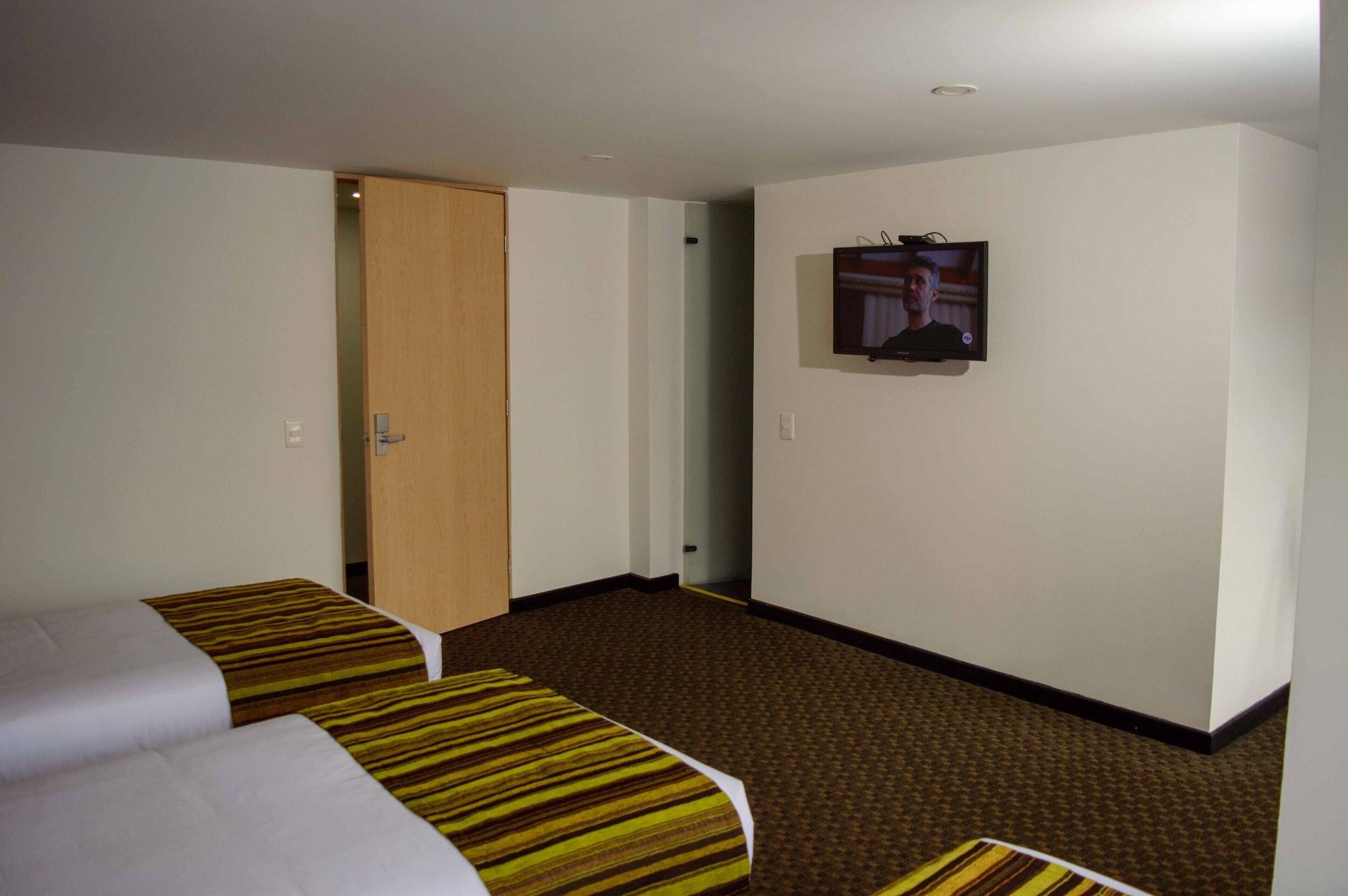 Hotel Castellana 95 โบโกตา ภายนอก รูปภาพ