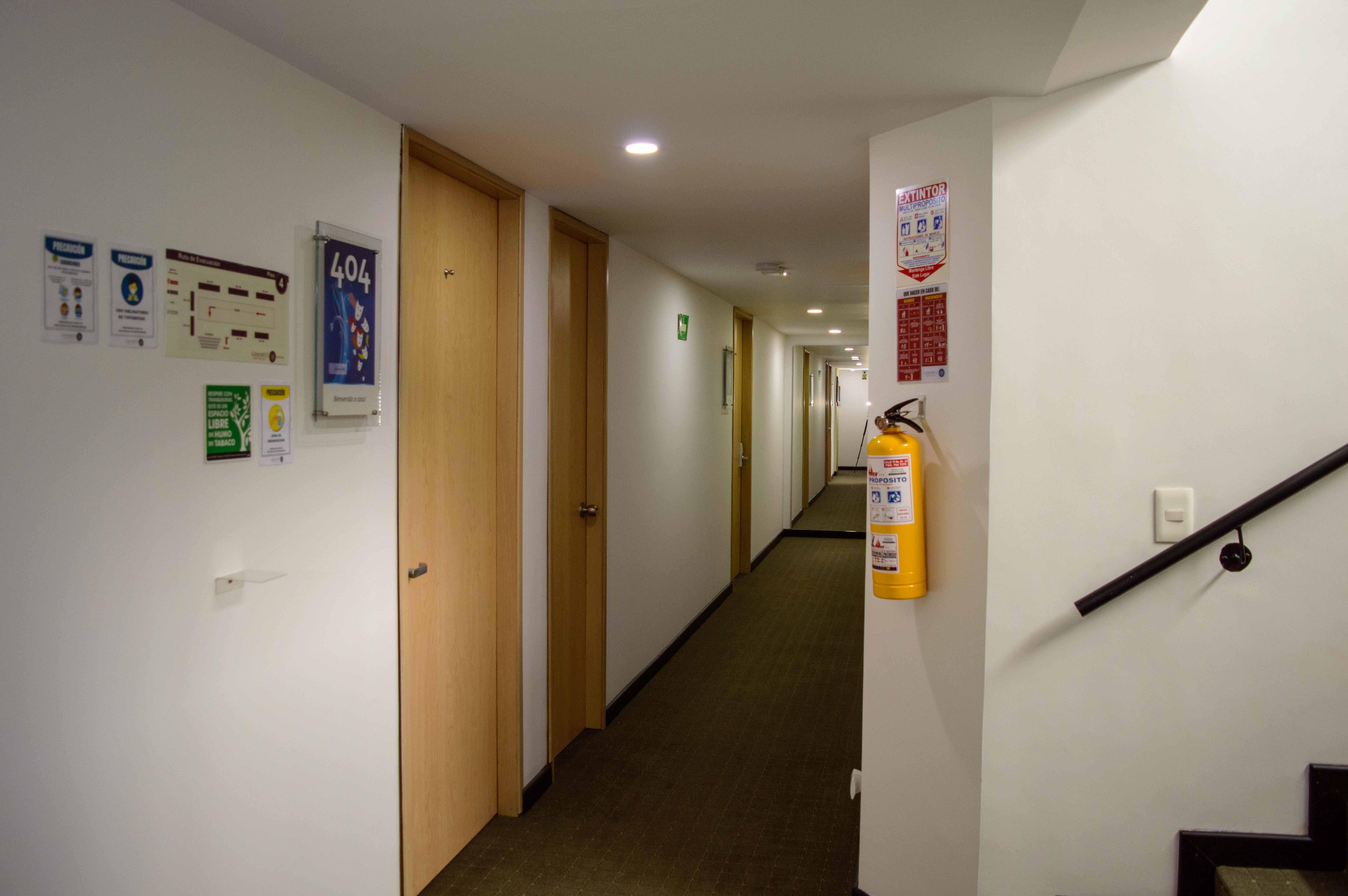 Hotel Castellana 95 โบโกตา ภายนอก รูปภาพ