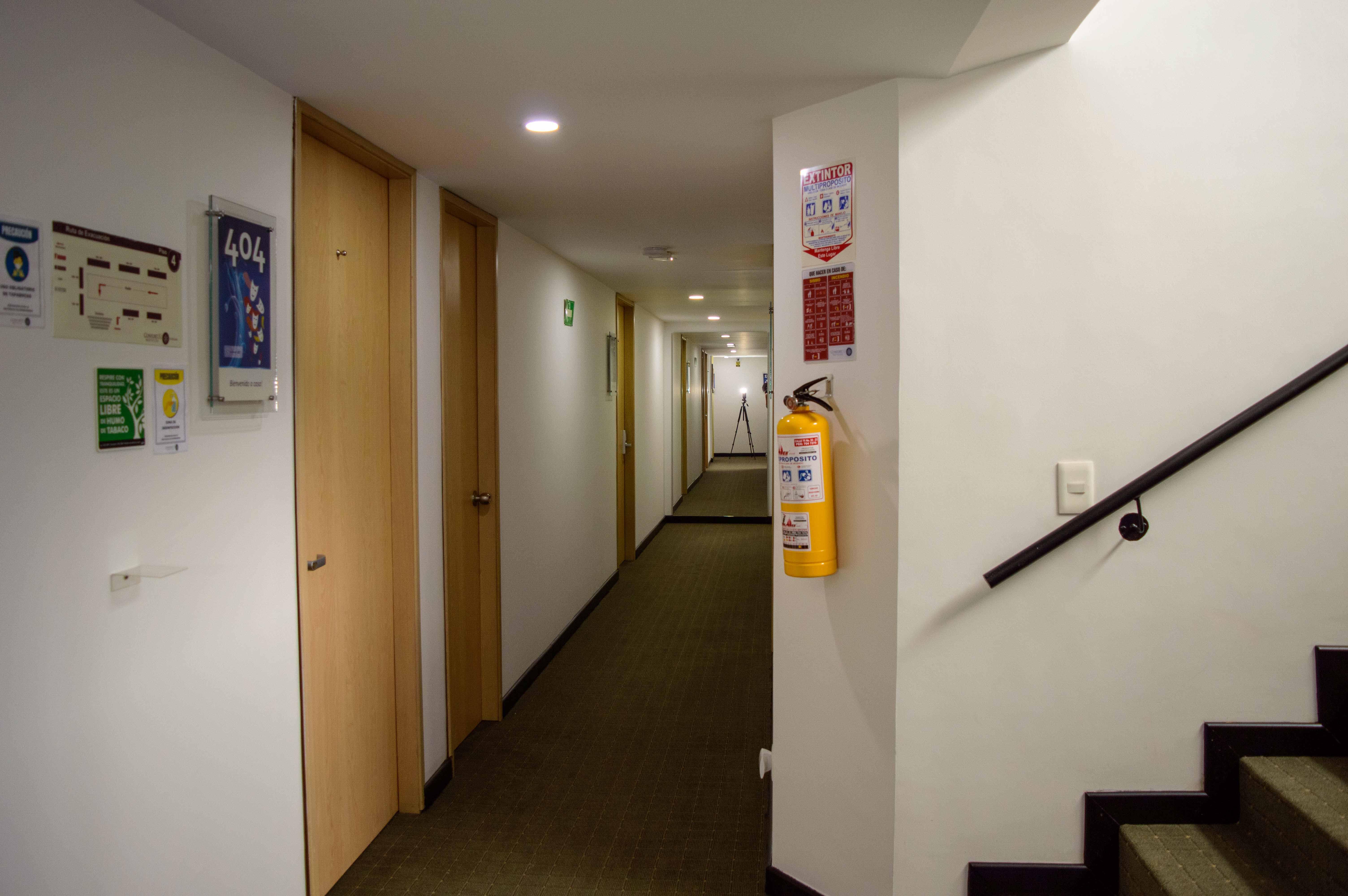 Hotel Castellana 95 โบโกตา ภายนอก รูปภาพ