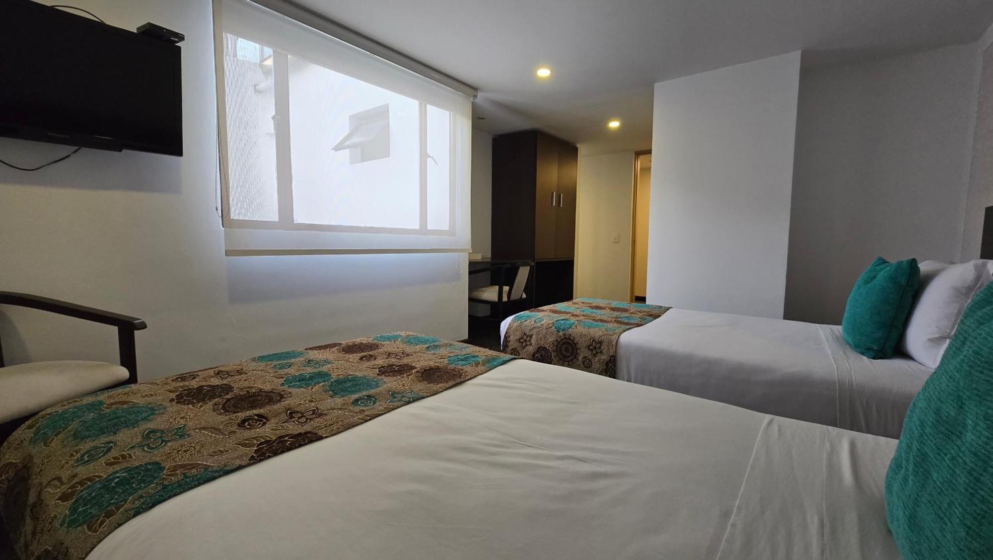 Hotel Castellana 95 โบโกตา ภายนอก รูปภาพ